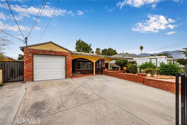 14051 Beaver Street, Sylmar, CA 91342