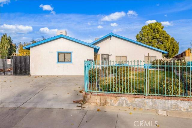 3501 W Avenue K13, Lancaster, CA 93536