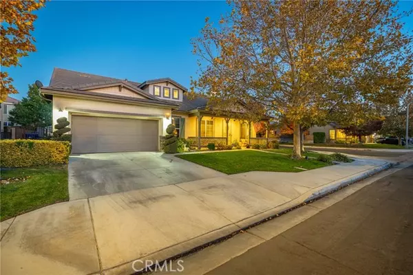 44102 Catsue Place, Lancaster, CA 93536