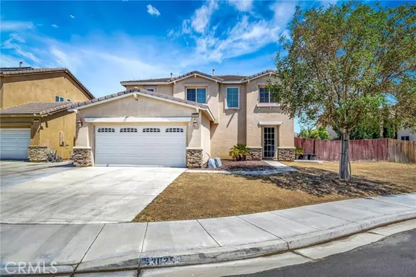 3025 Summer Breeze Avenue, Rosamond, CA 93560