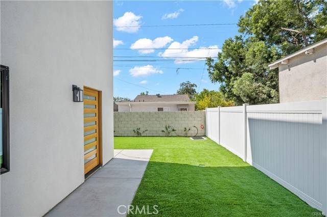 11428 Erwin, North Hollywood, CA 91606