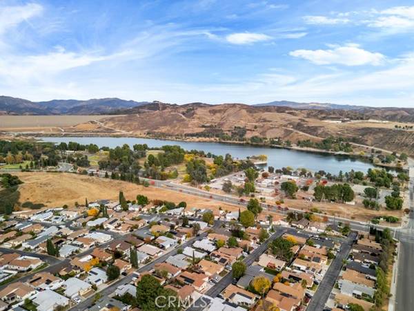 Castaic, CA 91384,27506 Amethyst Way