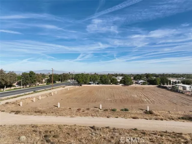 30 30th, Palmdale, CA 93551