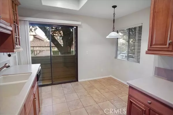 Tarzana, CA 91356,5829 Etiwanda Avenue