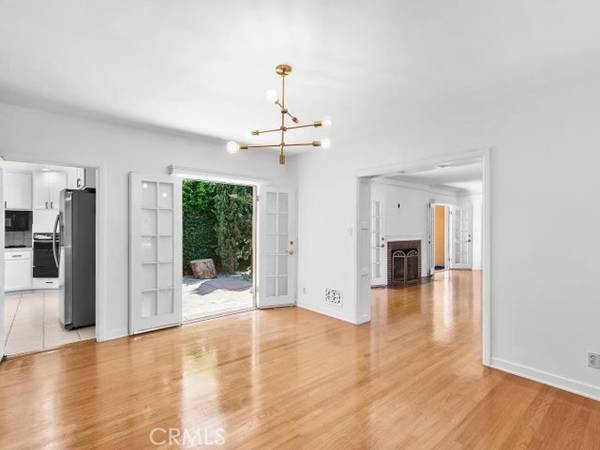 12030 VIEWCREST, Studio City, CA 91604