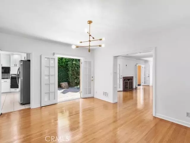 Studio City, CA 91604,12030 VIEWCREST