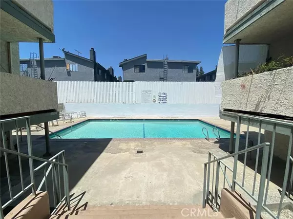 8801 Cedros Avenue #11, Panorama City, CA 91402