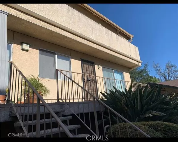 10215 variel #14, Chatsworth, CA 91311