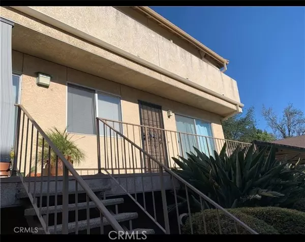 10215 variel #14, Chatsworth, CA 91311