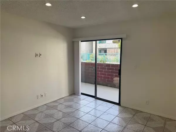 Panorama City, CA 91402,8847 Willis Avenue #13