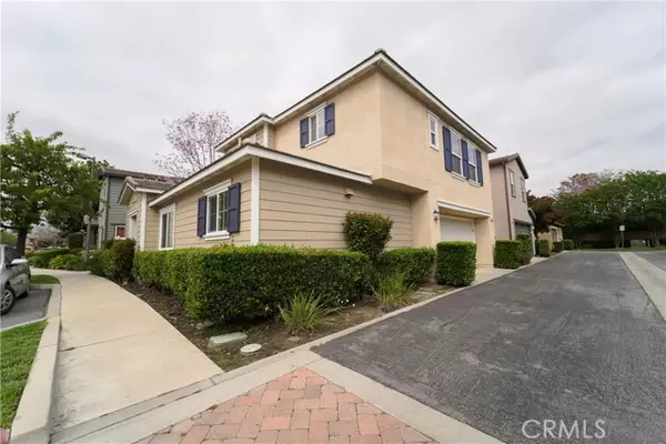 Ontario, CA 91764,418 N Placer Privado