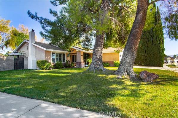 22397 Barbacoa Drive, Saugus, CA 91350