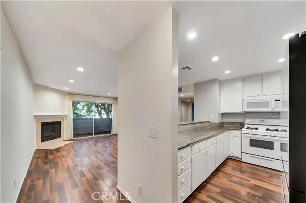 Winnetka, CA 91306,7640 Oso Avenue #213