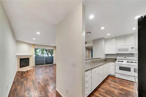 Winnetka, CA 91306,7640 Oso Avenue #213