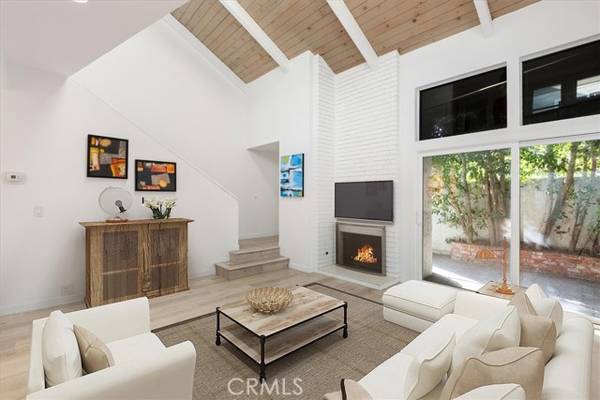 11762 Moorpark Street #C,  Studio City,  CA 91604