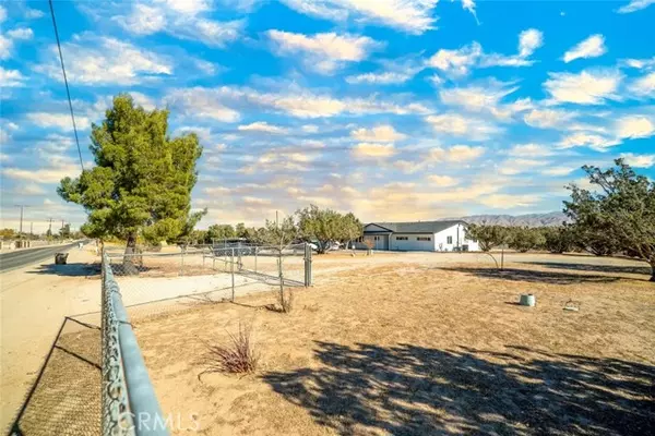 Hesperia, CA 92345,7587 3rd Avenue