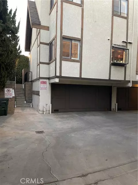 Pasadena, CA 91101,511 S El Molino Avenue #16