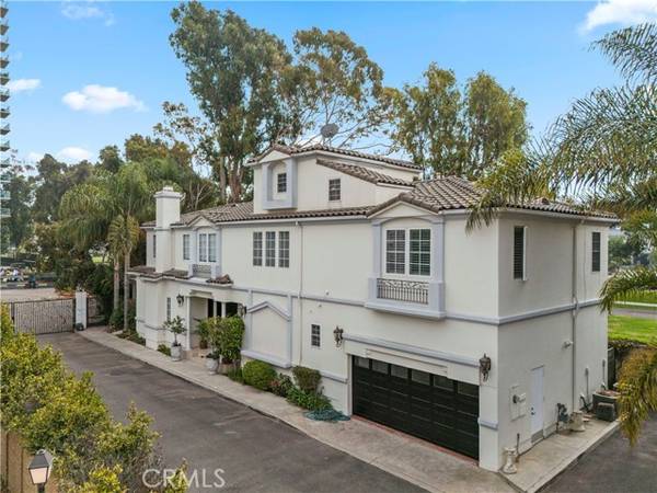 1020 Harbor Crossing Lane, Marina Del Rey, CA 90292