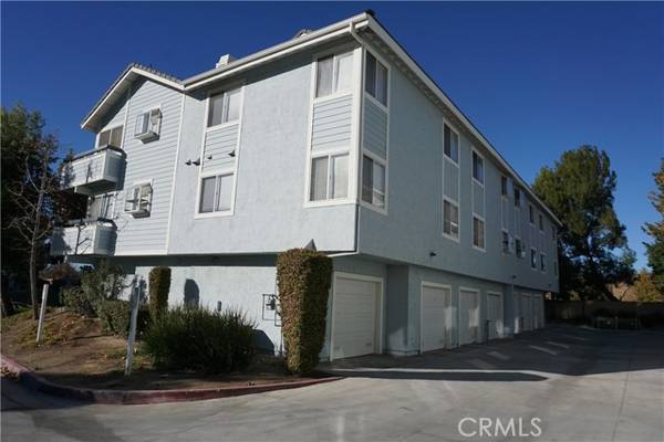 Canyon Country, CA 91351,26870 Claudette Street #702