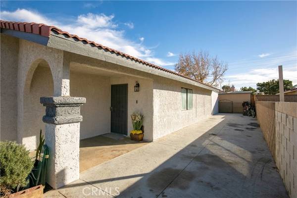 1854 Trudgeon Avenue, Lancaster, CA 93535