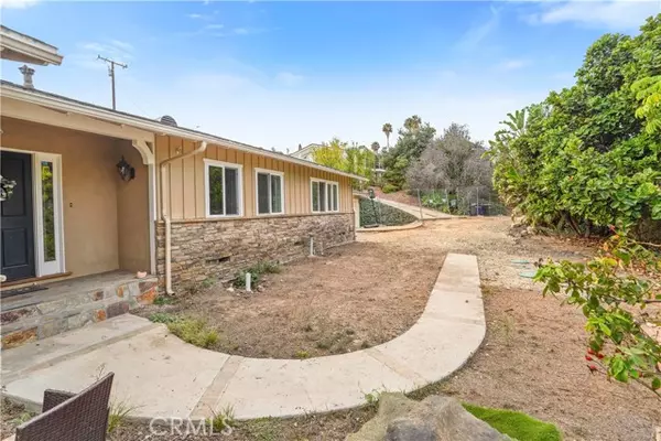 20 Saddle Road, Rancho Palos Verdes, CA 90275