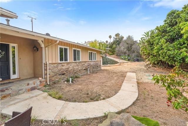 20 Saddle Road, Rancho Palos Verdes, CA 90275