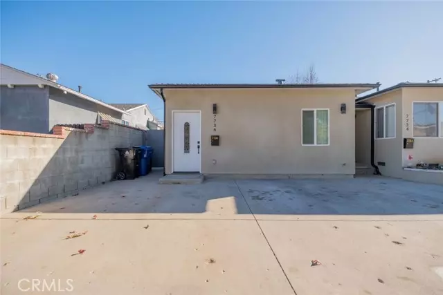 7736 Etiwanda Avenue, Reseda, CA 91335