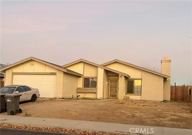 37250 28th St East, Palmdale, CA 93550