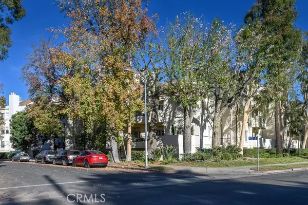 5420 Sylmar Avenue #202, Sherman Oaks, CA 91401