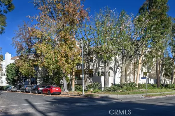 5420 Sylmar Avenue #202, Sherman Oaks, CA 91401