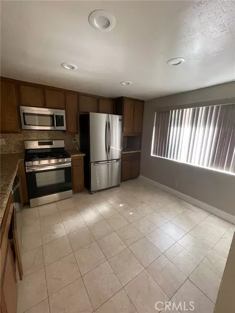 Woodland Hills, CA 91367,21551 Burbank Boulevard #102