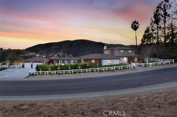 30 Stagecoach Road, Bell Canyon, CA 91307