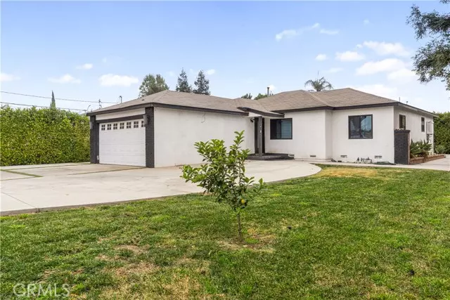 8238 Jumilla Avenue, Winnetka, CA 91306