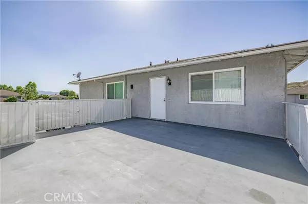 Saugus, CA 91350,28036 Robin Avenue