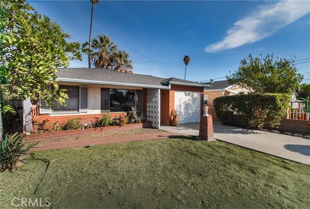 8816 Amboy Avenue, Sun Valley, CA 91352