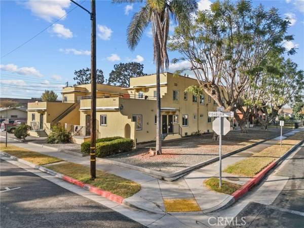 Maywood, CA 90270,5601 Fishburn Avenue #3