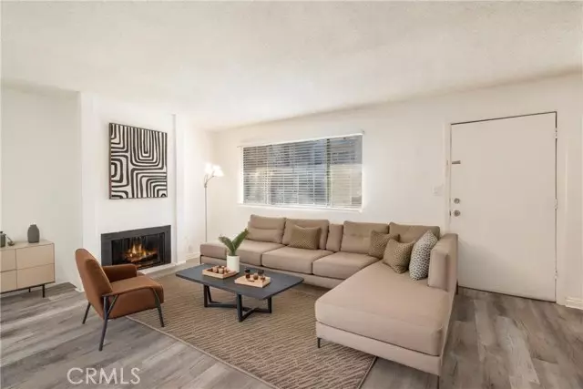 North Hills, CA 91343,8505 Columbus Avenue #217