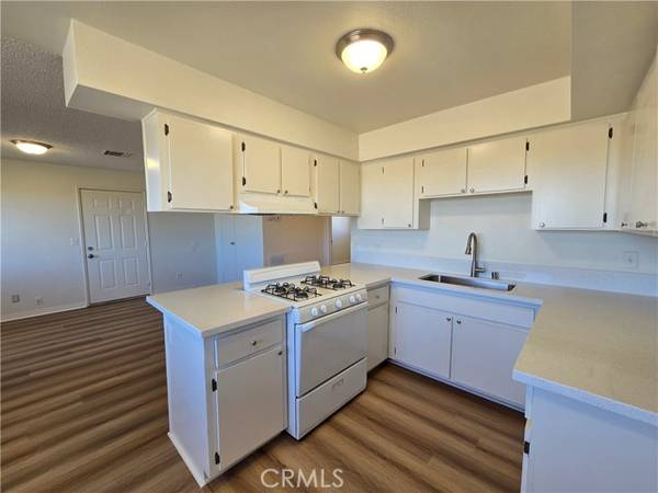 8342 Columbine Avenue #B, California City, CA 93505