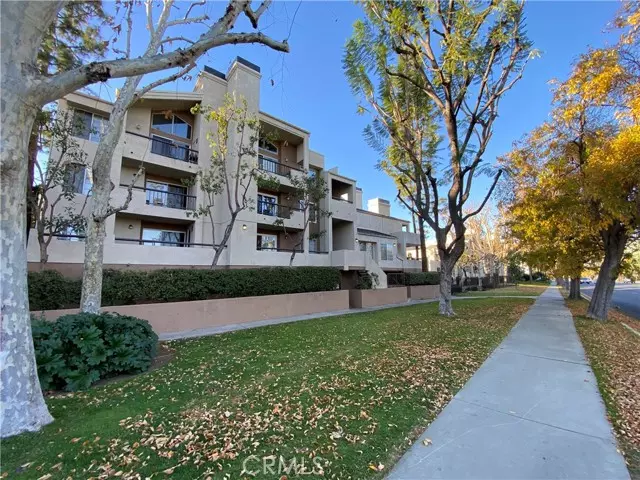 5515 Canoga Avenue #115, Woodland Hills, CA 91367