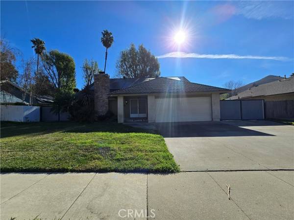 68 Dobkin Place, Simi Valley, CA 93065