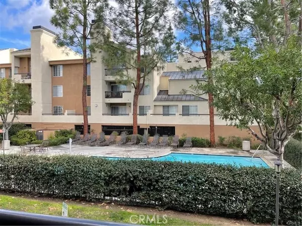 Woodland Hills, CA 91367,5510 Owensmouth Avenue #129