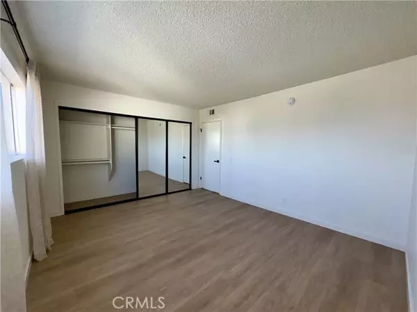 Encino, CA 91316,5400 Lindley Avenue #208