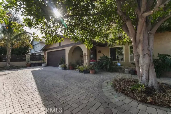 6323 Geyser Avenue, Tarzana, CA 91335