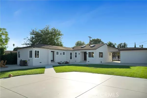 Reseda, CA 91335,8126 Geyser Avenue