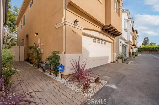 Mission Hills (san Fernando), CA 91345,15163 W Rachel Lane