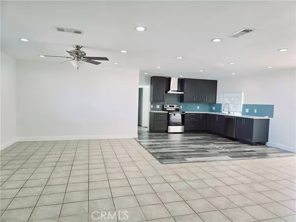 Palmdale, CA 93552,5930 E Avenue T2