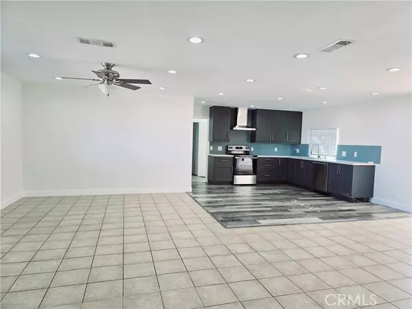 Palmdale, CA 93552,5930 E Avenue T2