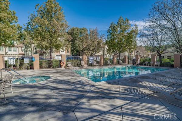 28201 Canterbury Court, Valencia, CA 91354