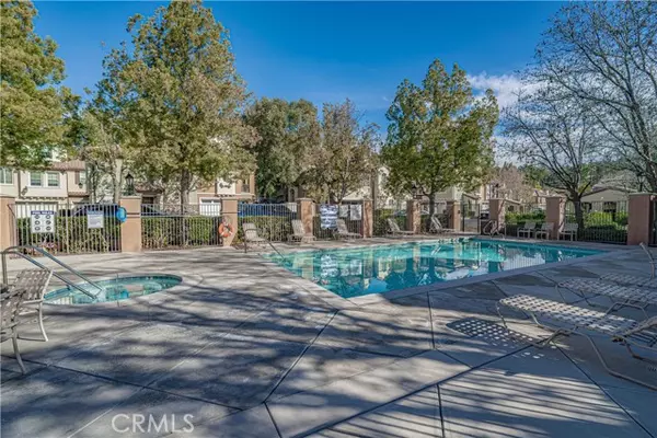 28201 Canterbury Court, Valencia, CA 91354