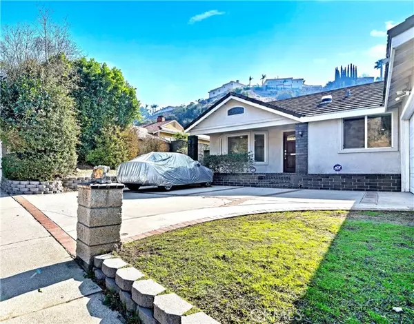 10222 Roscoe Boulevard, Sun Valley, CA 91352